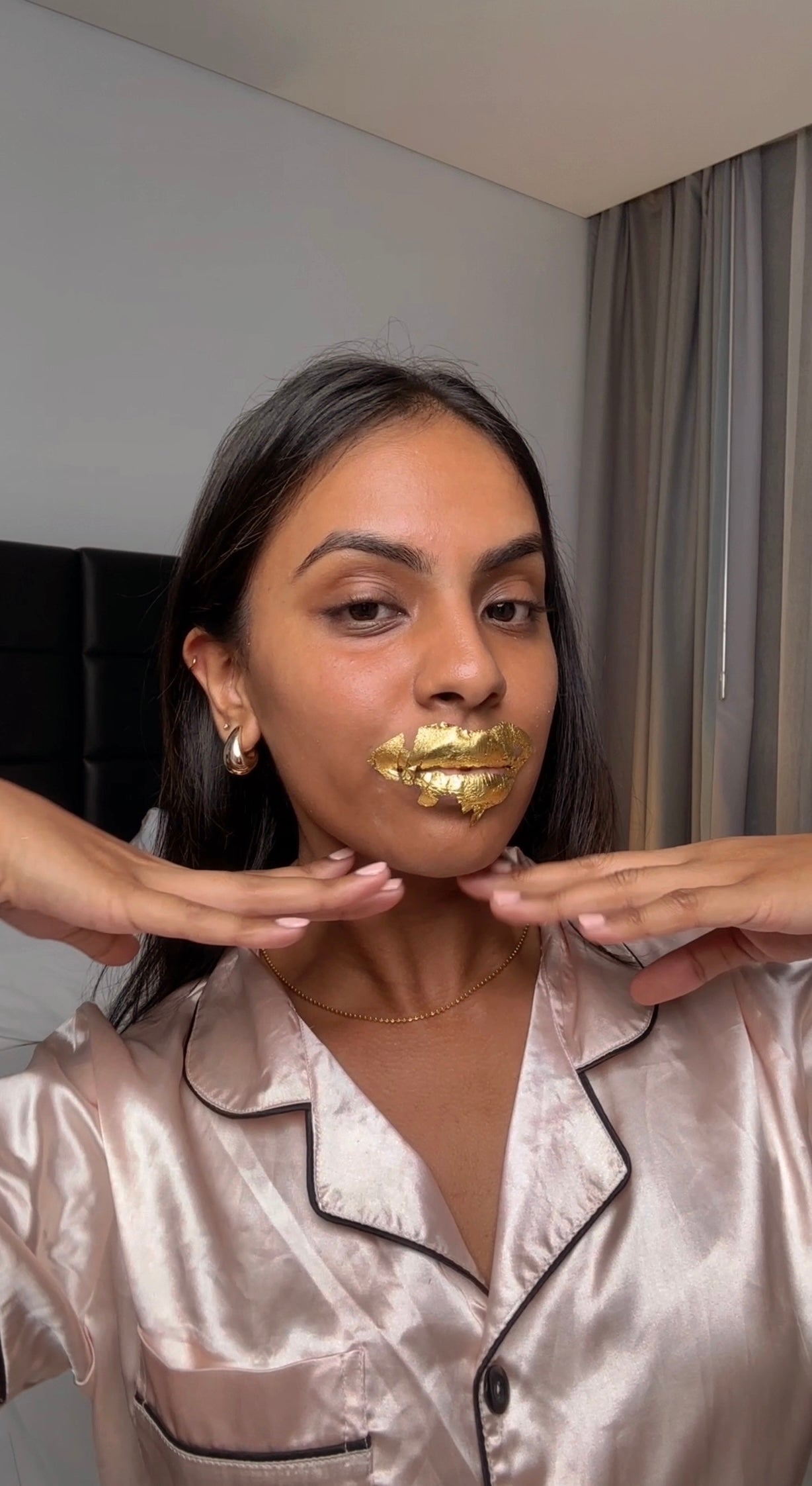 Melting Moment 24k Gold Lip Mask